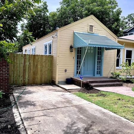 Charming 2-Bedroom Cottage San Antonio Exterior foto